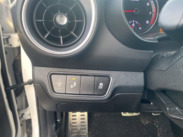 Used 2023 Kia Forte GT image 29