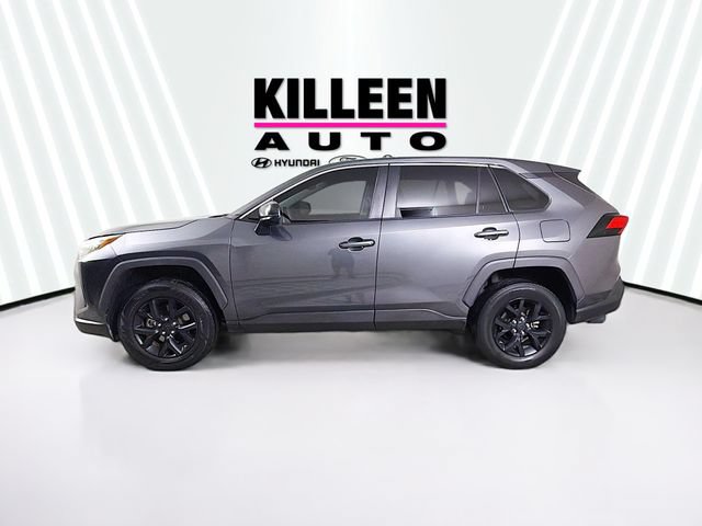 Used 2023 Toyota RAV4 LE FWD image 4