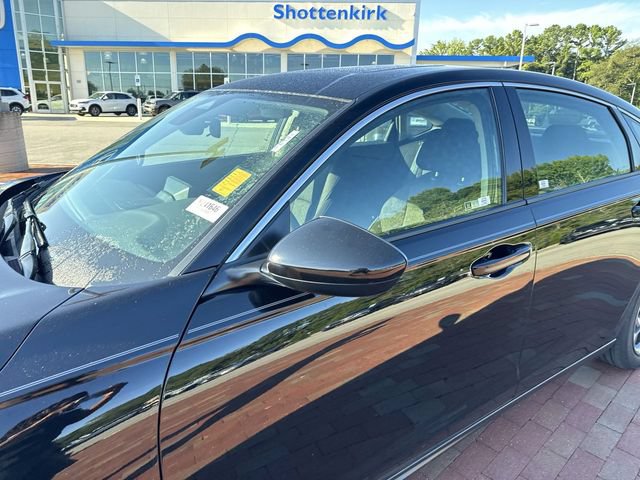 Used 2024 Honda Accord EX image 5