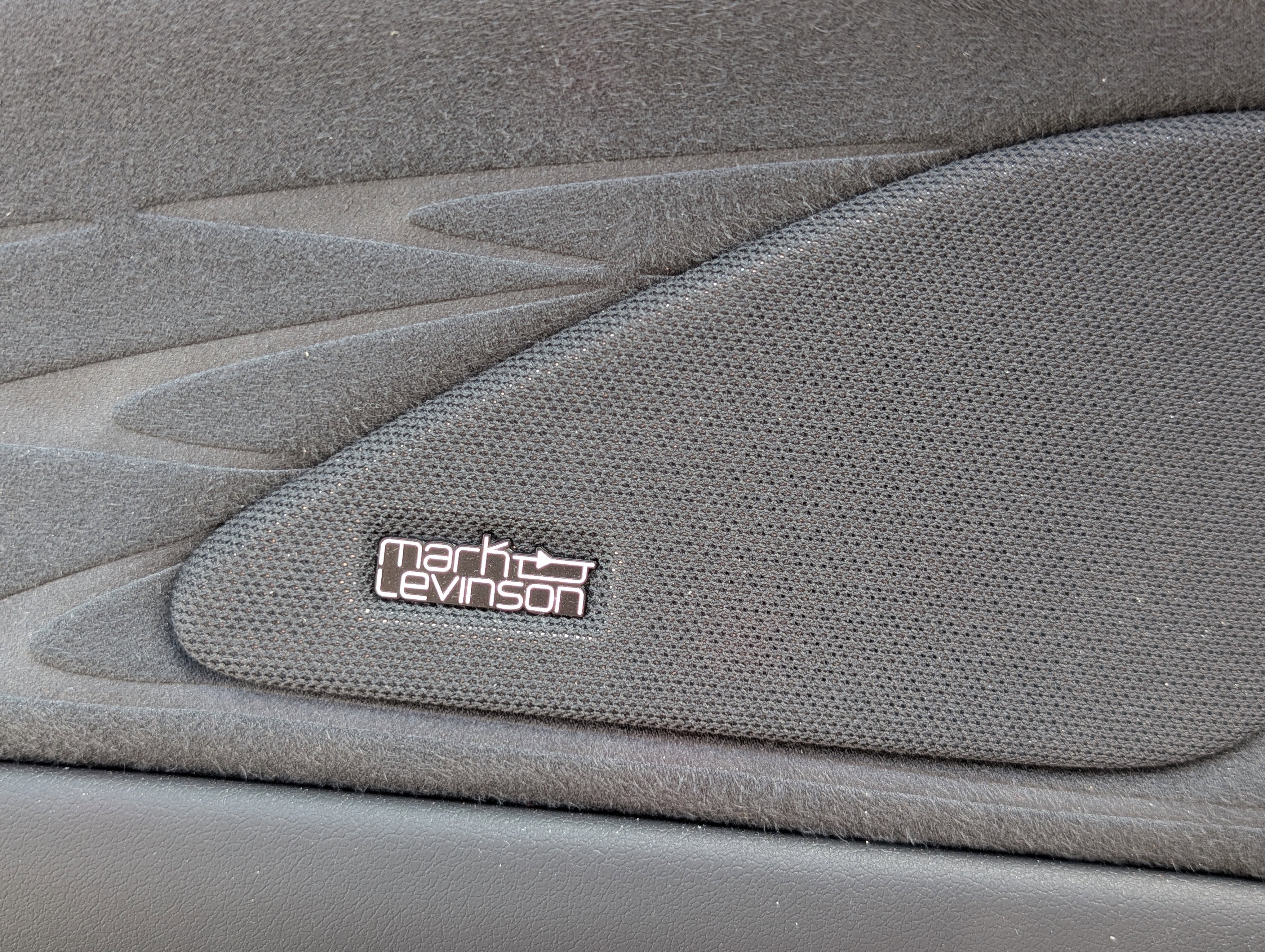 Used 2023 Lexus RX 350 w/ Cold Area Package image 22