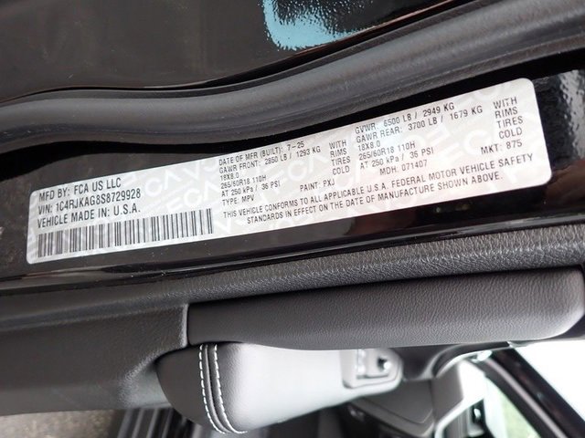 New 2025 Jeep Grand Cherokee L Laredo w/ Luxury Tech Group I image 20