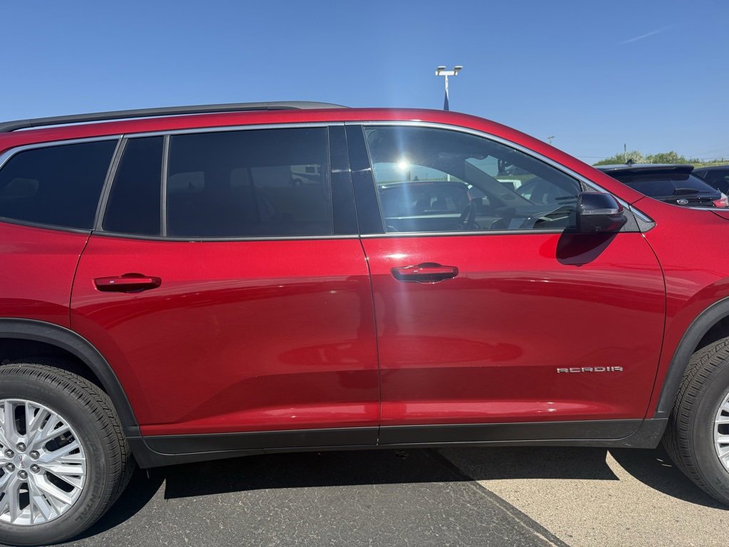 Used 2024 GMC Acadia Elevation image 26