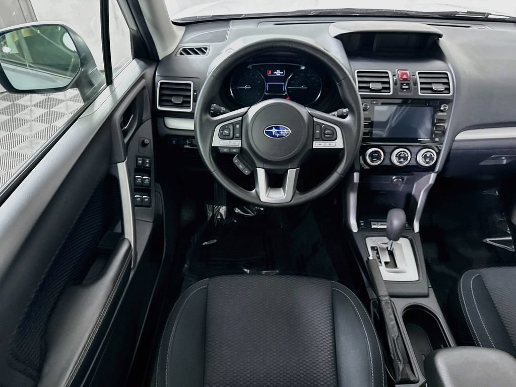 Used 2018 Subaru Forester 2.5i Premium AWD/4WD image 3