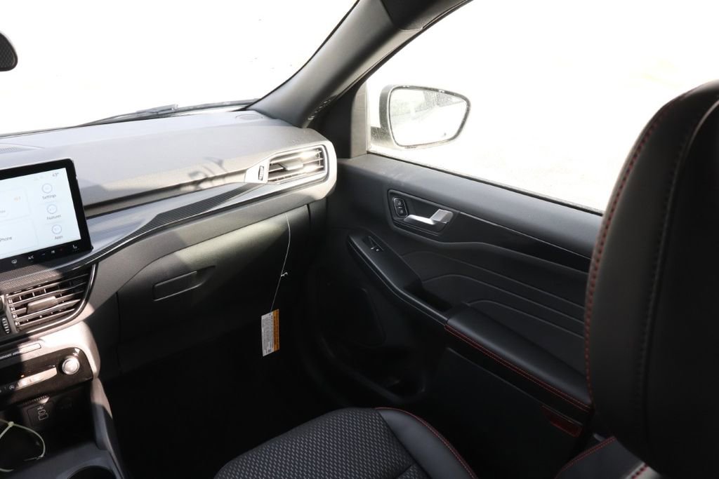 New 2026 Ford Escape ST-Line Select w/ Tech Pack #2 image 13