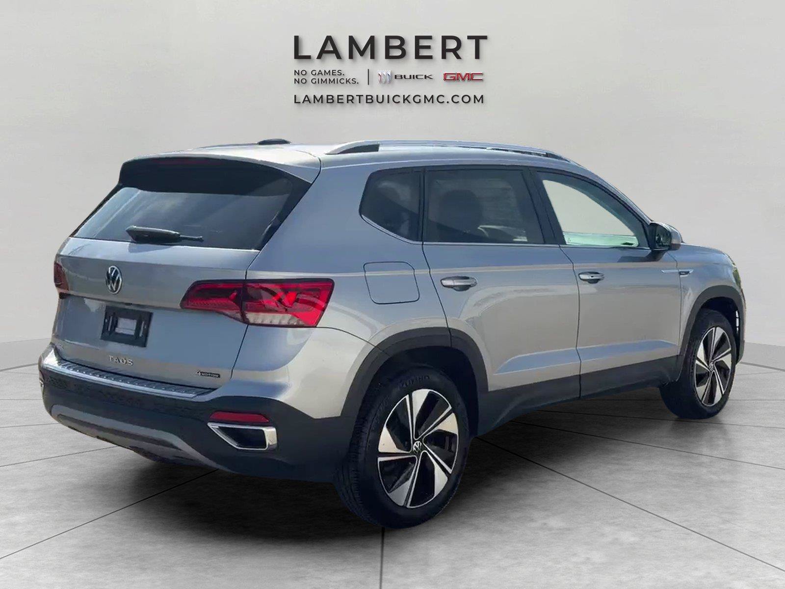 Used 2024 Volkswagen Taos SE AWD/4WD image 5