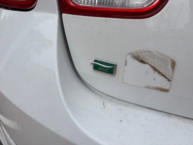 Used 2016 Chevrolet Malibu LT FWD image 10