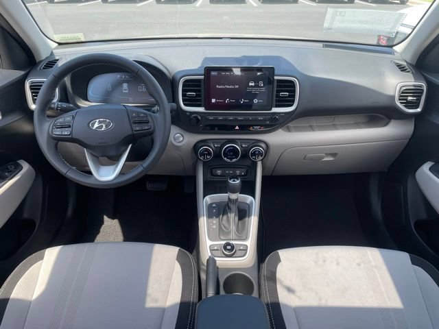 New 2026 Hyundai Venue SEL FWD image 12