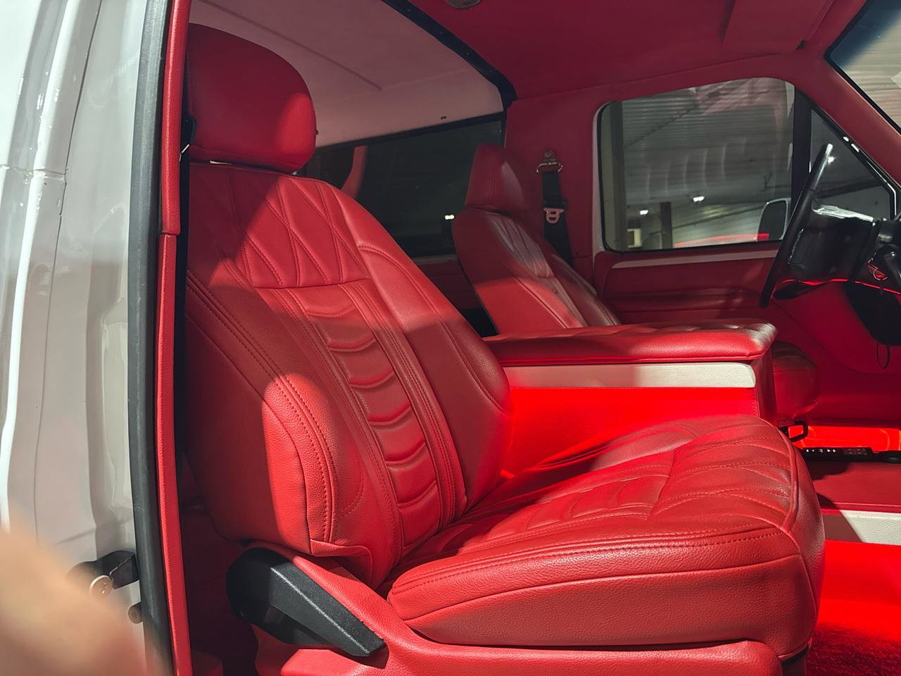 Used 1994 Ford Bronco XLT image 82