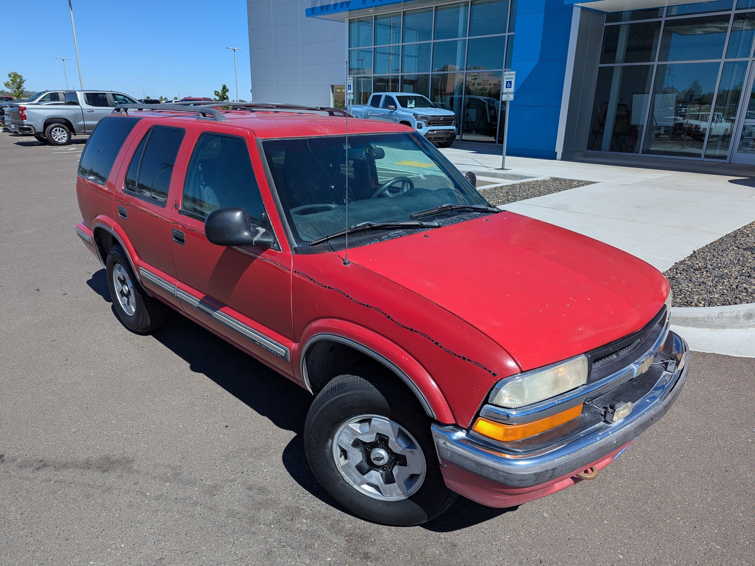 Used 1998 Chevrolet Blazer LS w/ Preferred Equipment Group AWD/4WD image 4