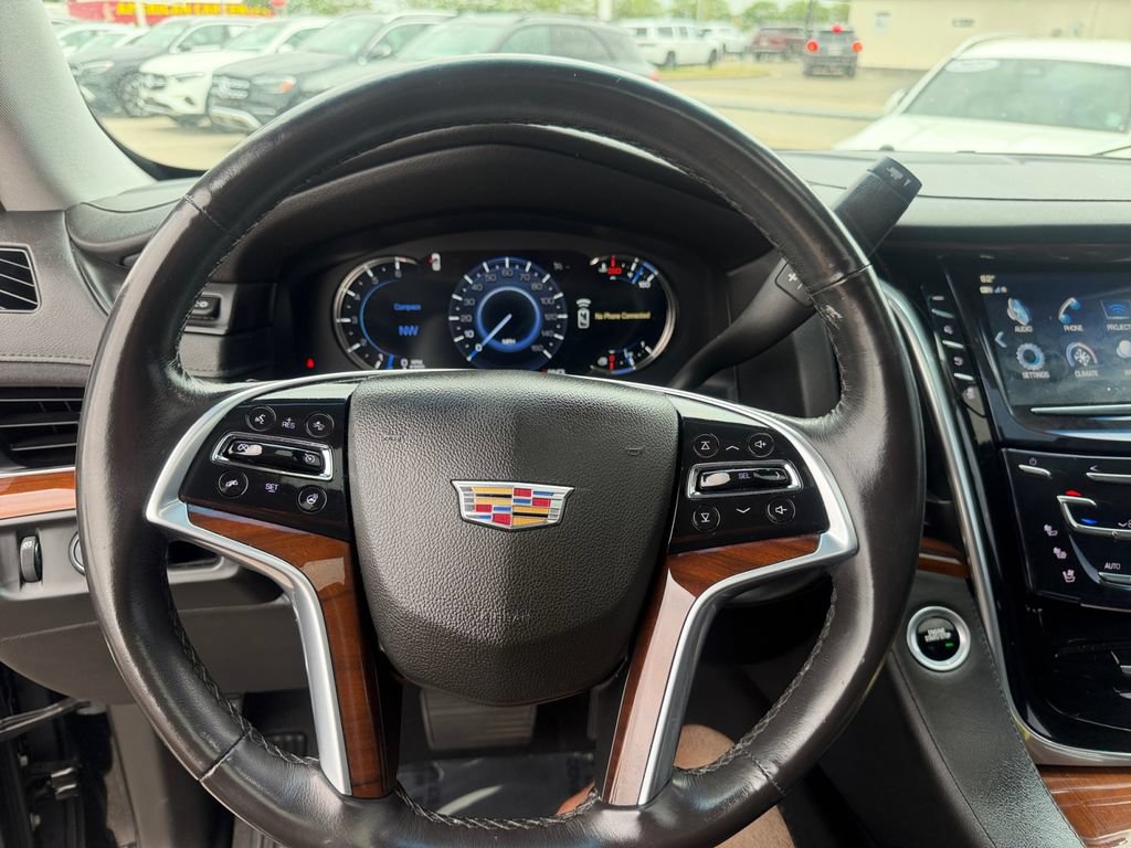 Used 2018 Cadillac Escalade Luxury RWD image 21