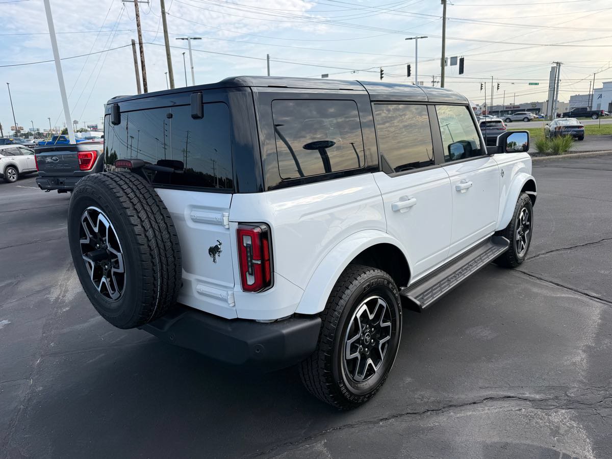 Used 2025 Ford Bronco Outer Banks AWD/4WD image 6