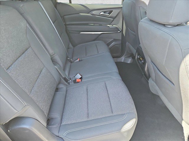 Used 2026 Chevrolet Traverse LT w/ Driver Confidence Package FWD image 26