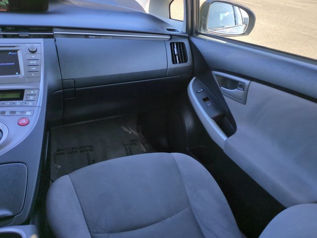 Used 2013 Toyota Prius Two FWD image 16