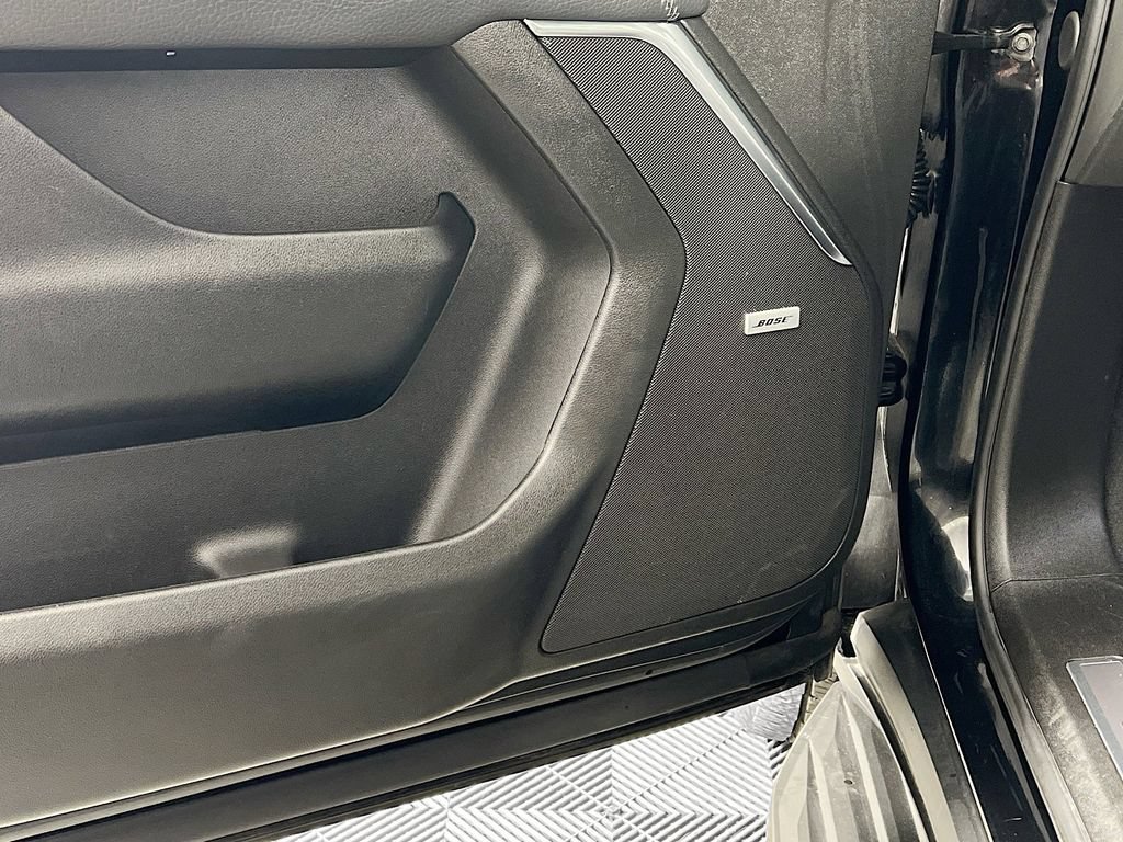 Used 2025 GMC Yukon XL Denali AWD/4WD image 19