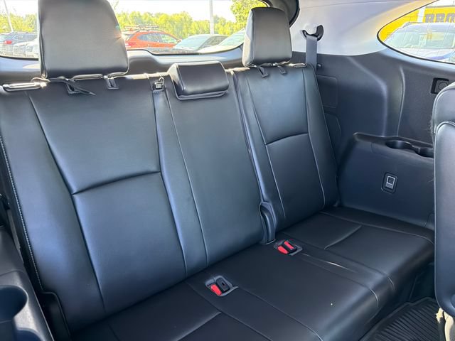 Used 2021 Toyota Highlander Limited AWD/4WD image 28