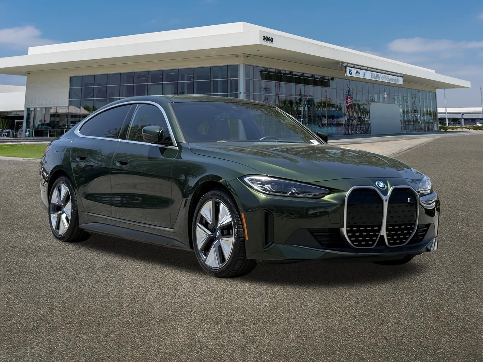 Certified 2023 BMW i4 eDrive35 w/ Premium Package RWD image 2