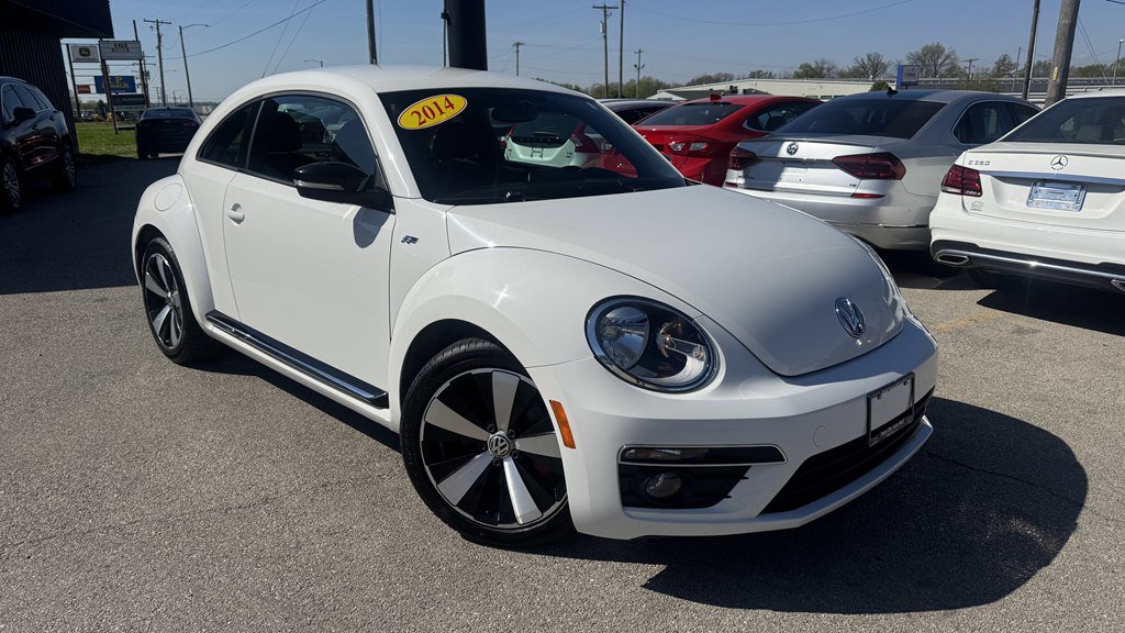 Used 2014 Volkswagen Beetle R-Line FWD image 2