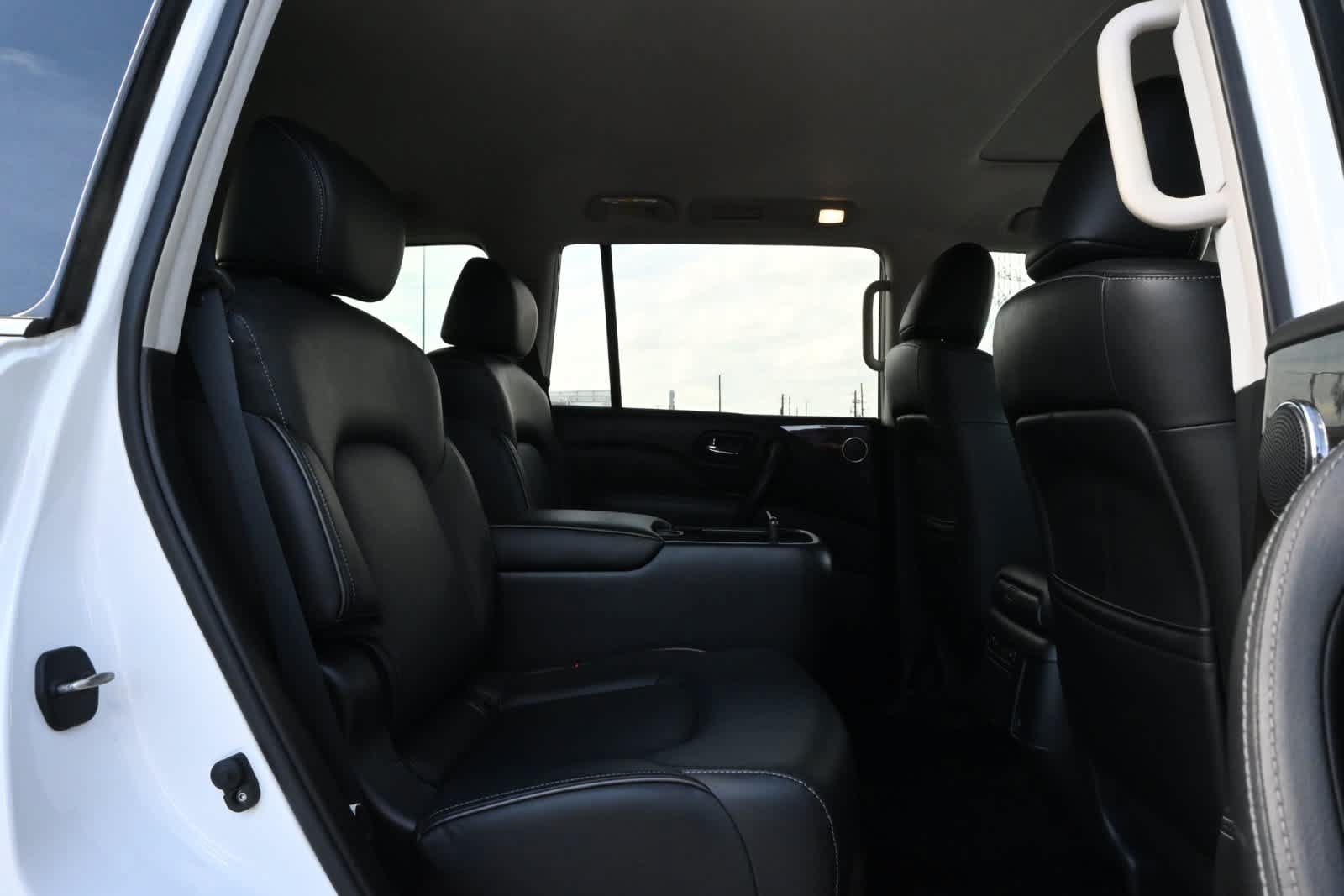 Used 2022 INFINITI QX80 Luxe w/ Cargo Package AWD/4WD image 21
