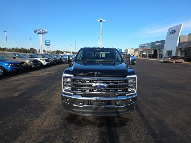 Used 2023 Ford F350 Lariat w/ Chrome Package image 2