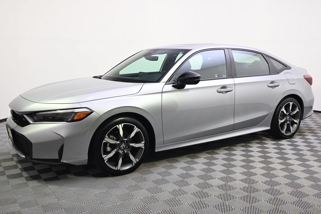 Used 2025 Honda Civic Sport Touring image 2