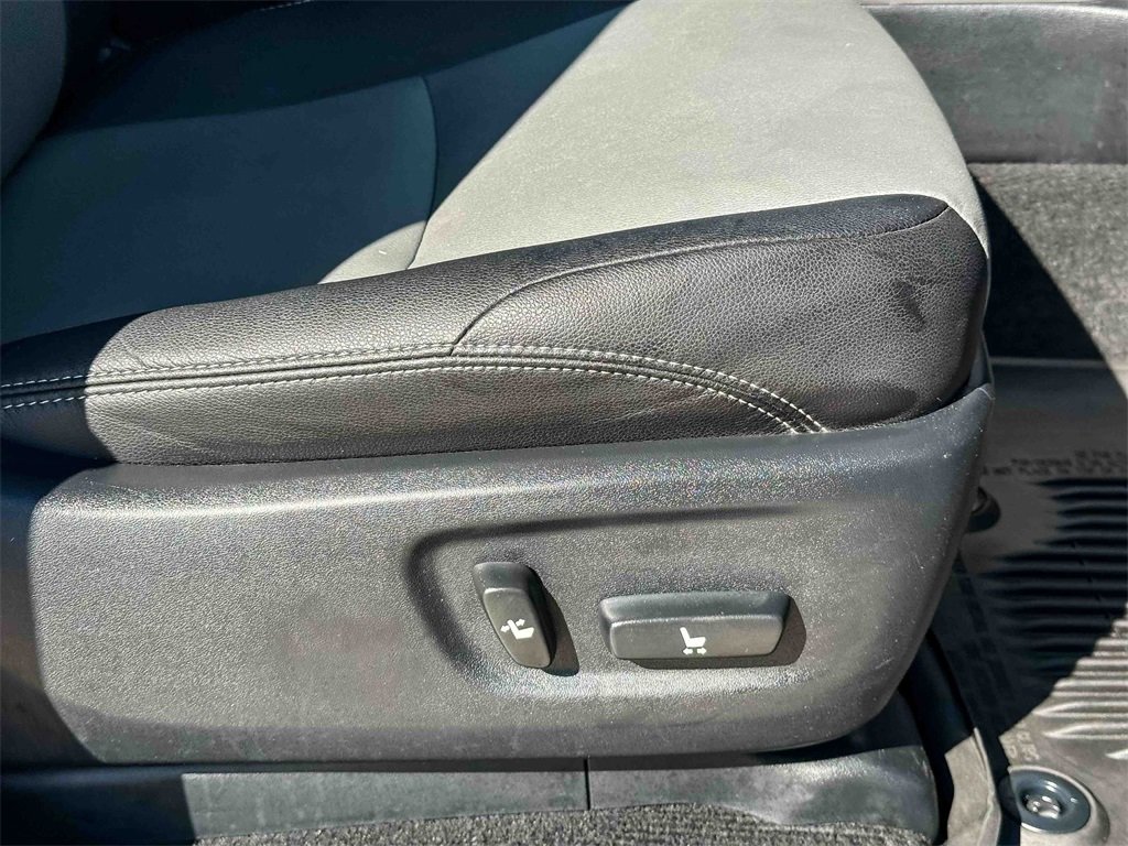 Used 2018 Toyota 4Runner SR5 Premium image 24