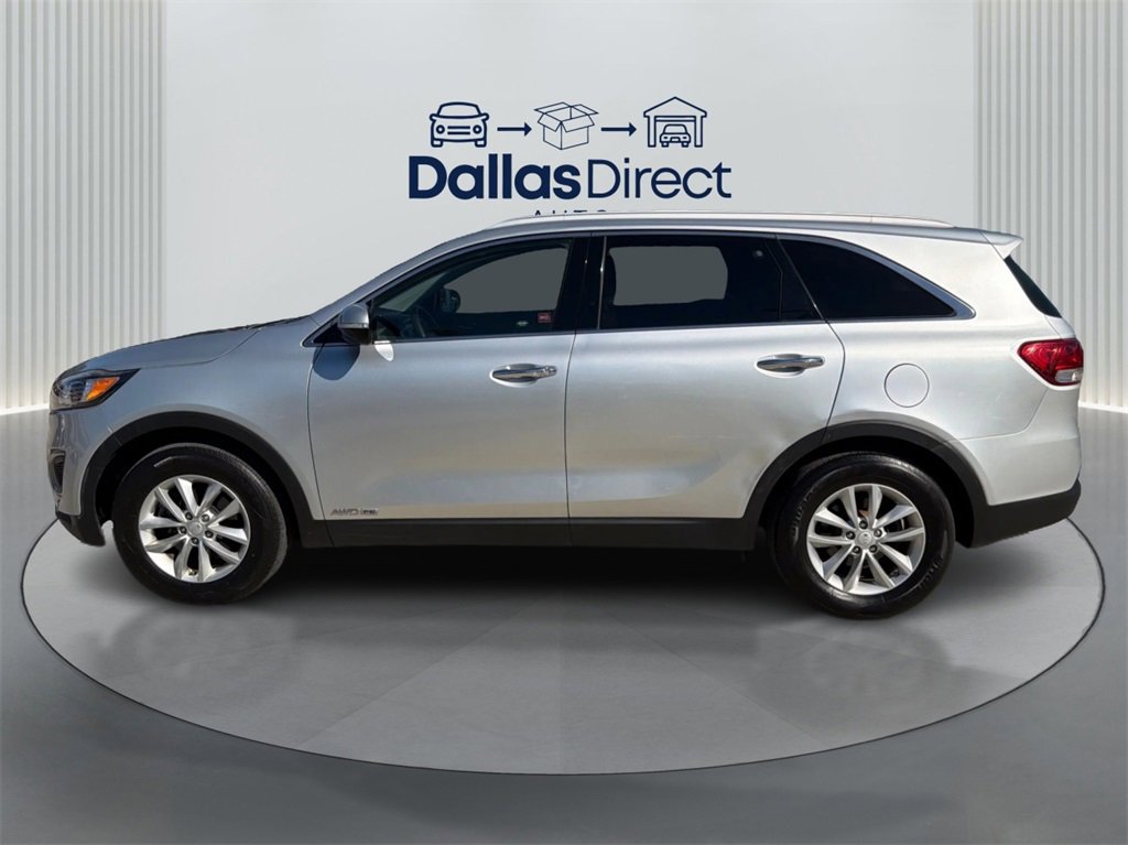 Used 2017 Kia Sorento LX image 9