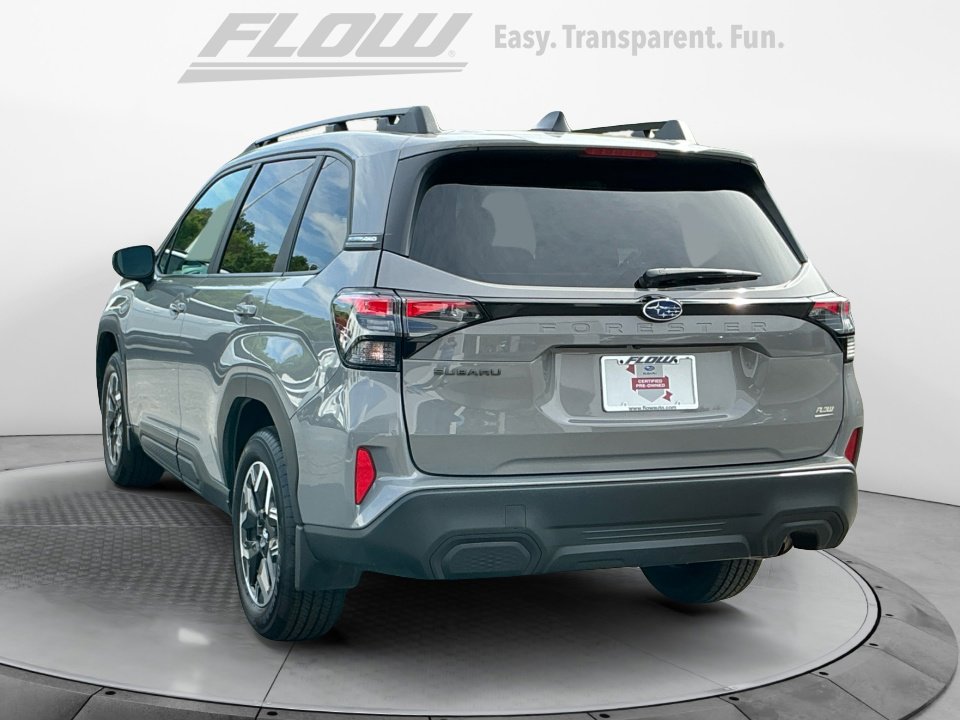 Used 2026 Subaru Forester Premium AWD/4WD image 6
