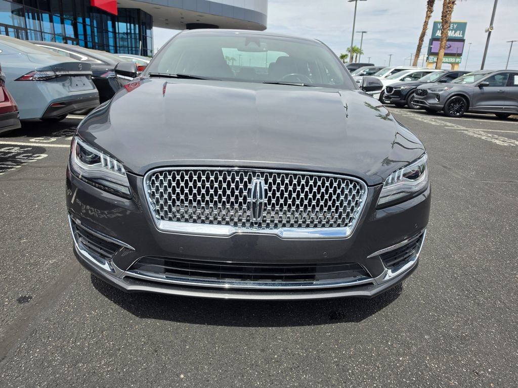 Used 2019 Lincoln MKZ Reserve FWD image 2