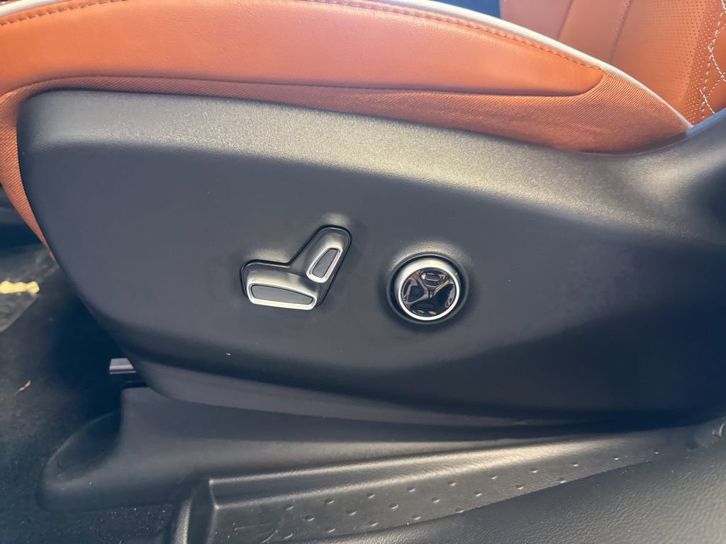 New 2026 Chrysler Pacifica Pinnacle image 14