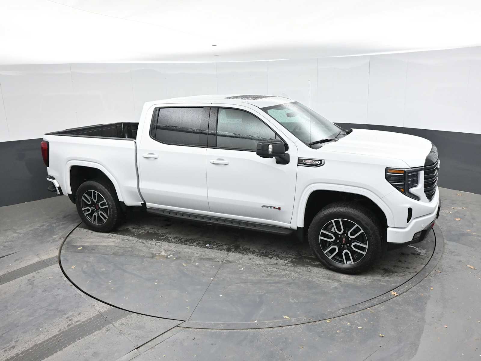New 2026 GMC Sierra 1500 AT4 w/ AT4 Premium Package AWD/4WD image 34