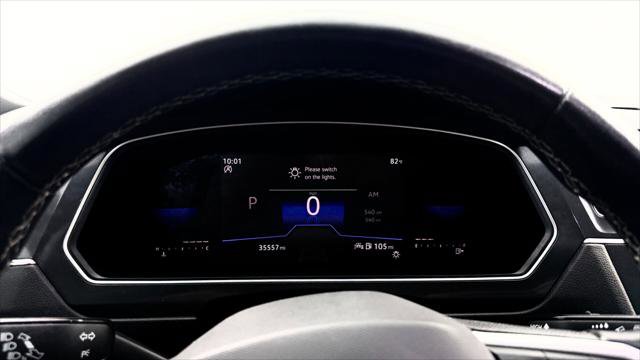 Used 2023 Volkswagen Tiguan SE R-Line FWD image 27