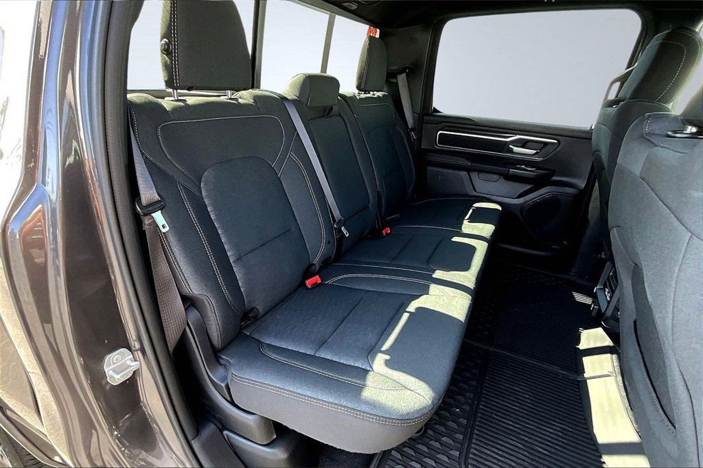 New 2026 RAM 1500 4x4 Crew Cab image 9