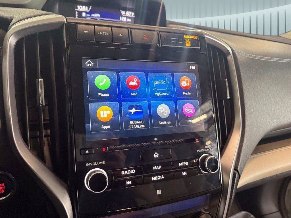 Used 2022 Subaru Ascent Limited w/ Technology Package AWD/4WD image 2