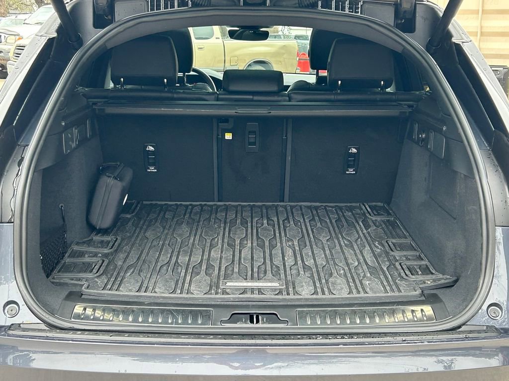 Used 2025 Land Rover Range Rover Velar Dynamic SE image 14