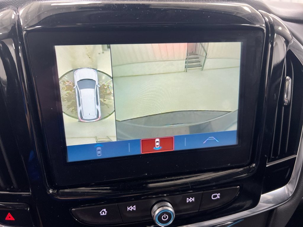 Used 2018 Chevrolet Traverse LT AWD/4WD image 16