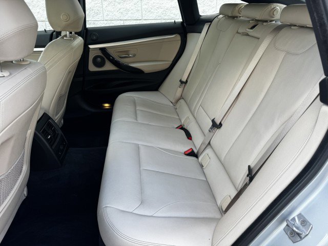 Used 2017 BMW 340i Gran Turismo xDrive image 8