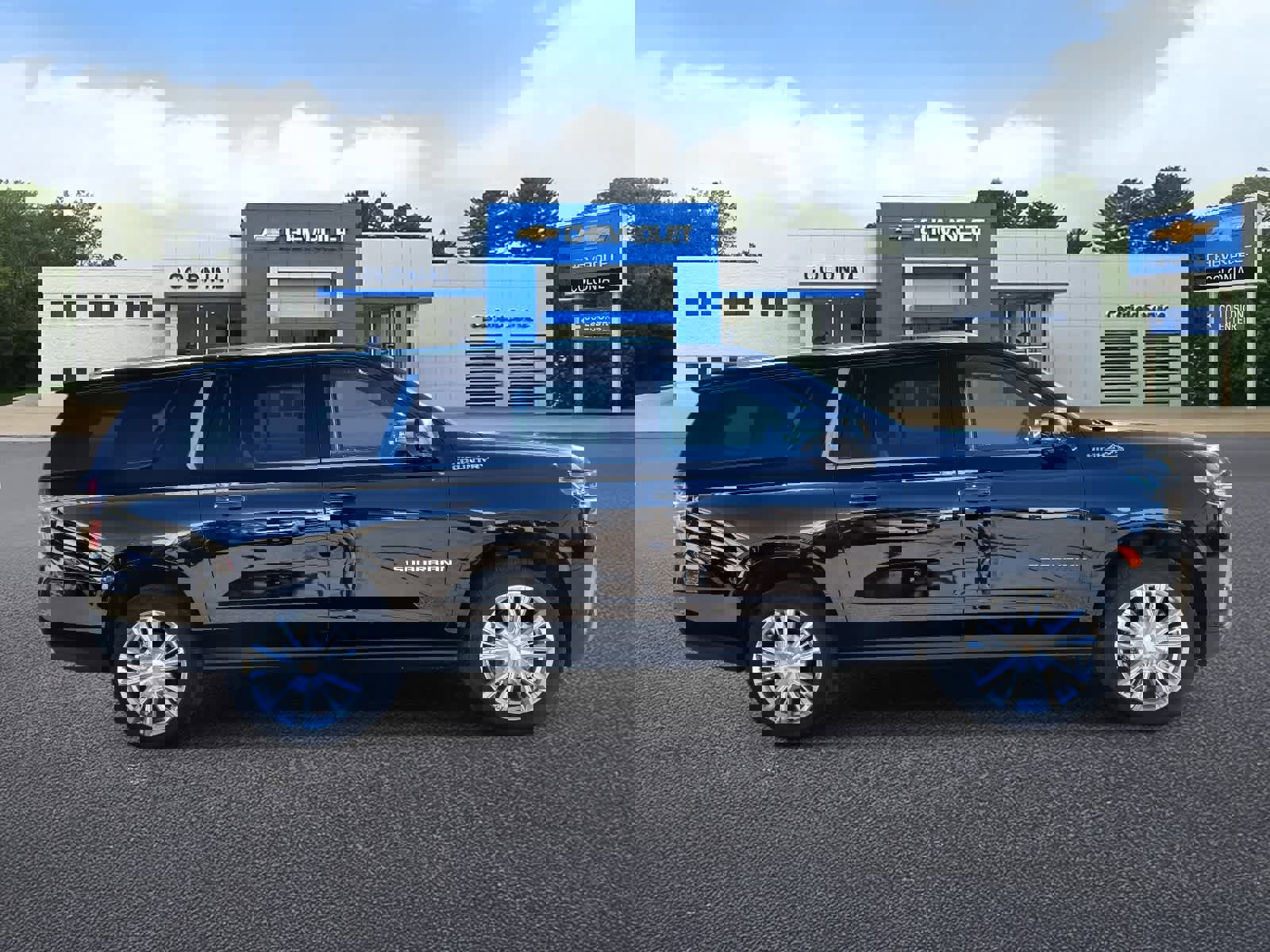 Used 2022 Chevrolet Suburban High Country w/ Max Trailering Package image 3