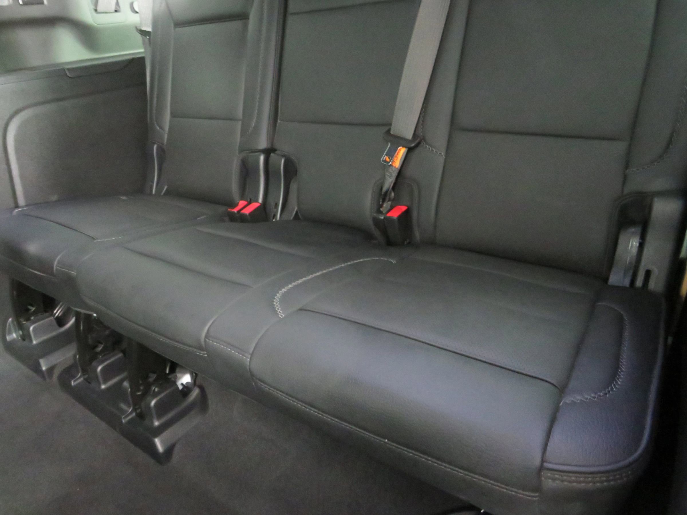 Used 2022 GMC Yukon XL Denali w/ Advanced Technology Package image 46