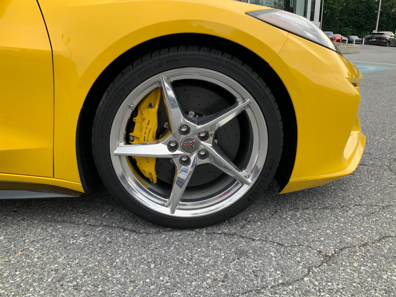 New 2025 Chevrolet Corvette E-Ray image 9