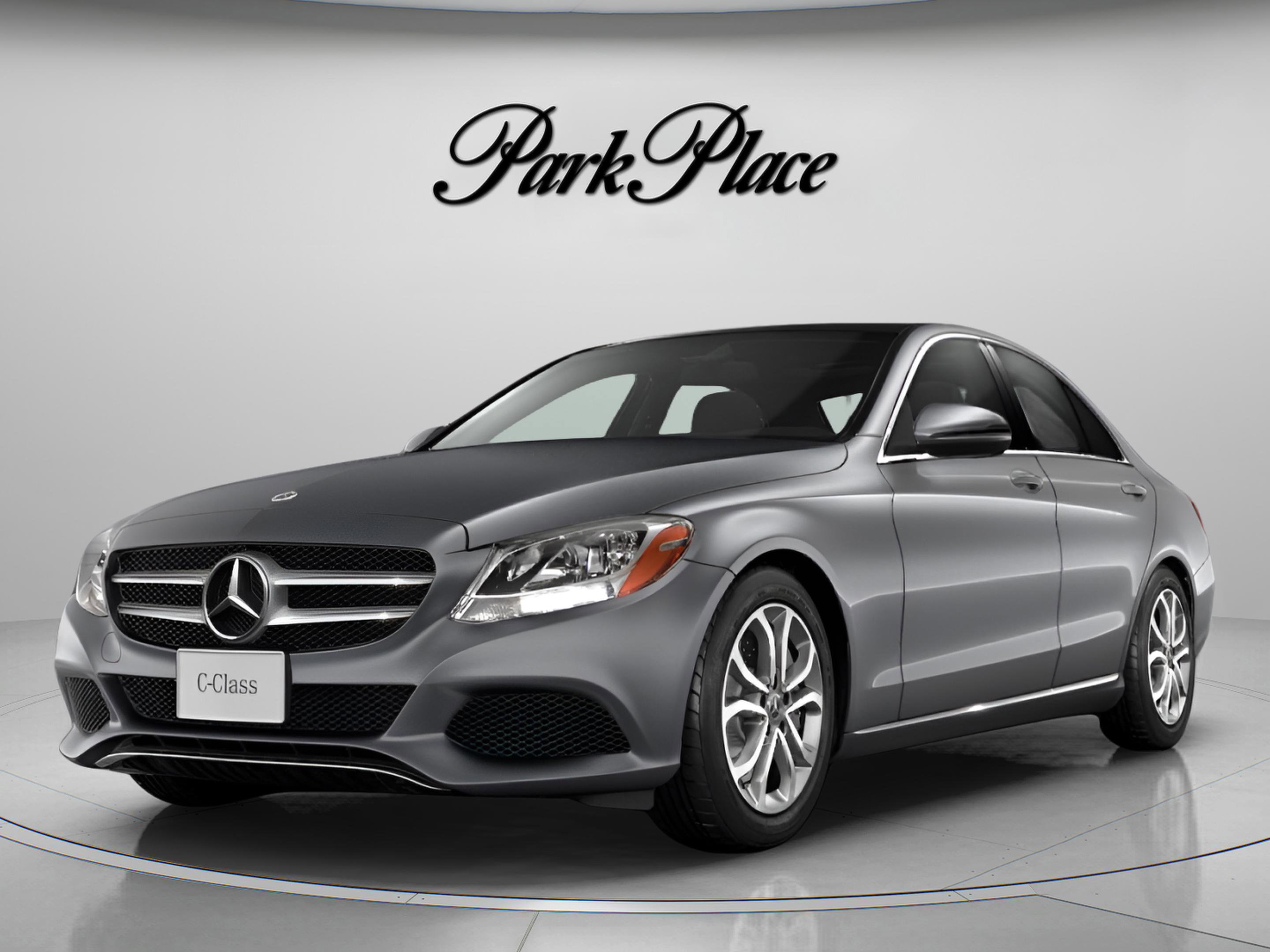 Used 2018 Mercedes-Benz C 300 4MATIC Sedan image 39