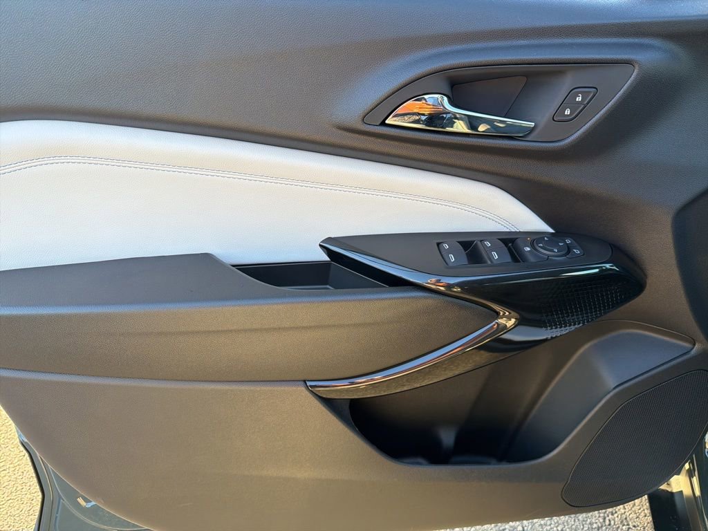 New 2026 Chevrolet Trax LT w/ Driver Confidence Package image 19