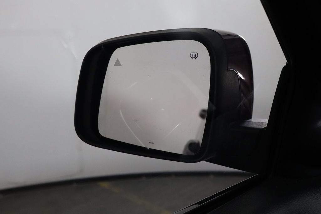 Used 2022 Jeep Grand Cherokee Laredo E AWD/4WD image 41