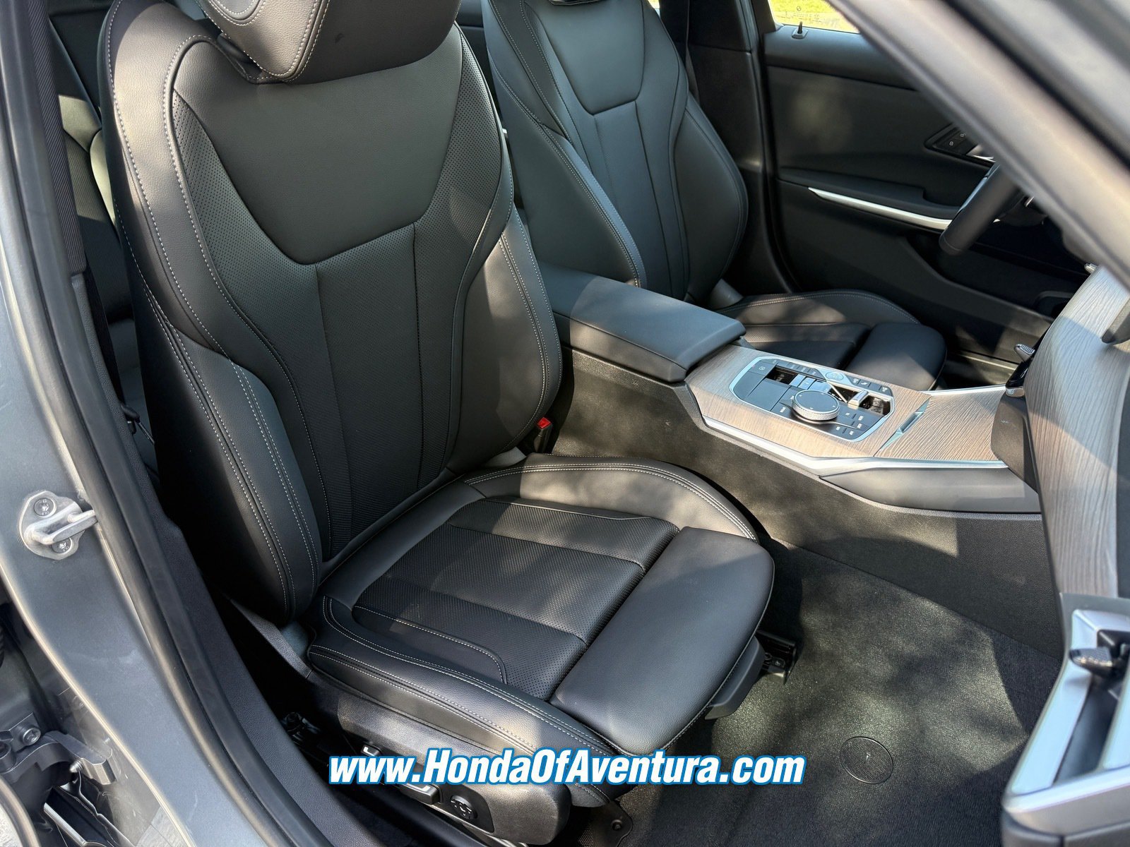 Used 2026 BMW 330i Sedan RWD image 8