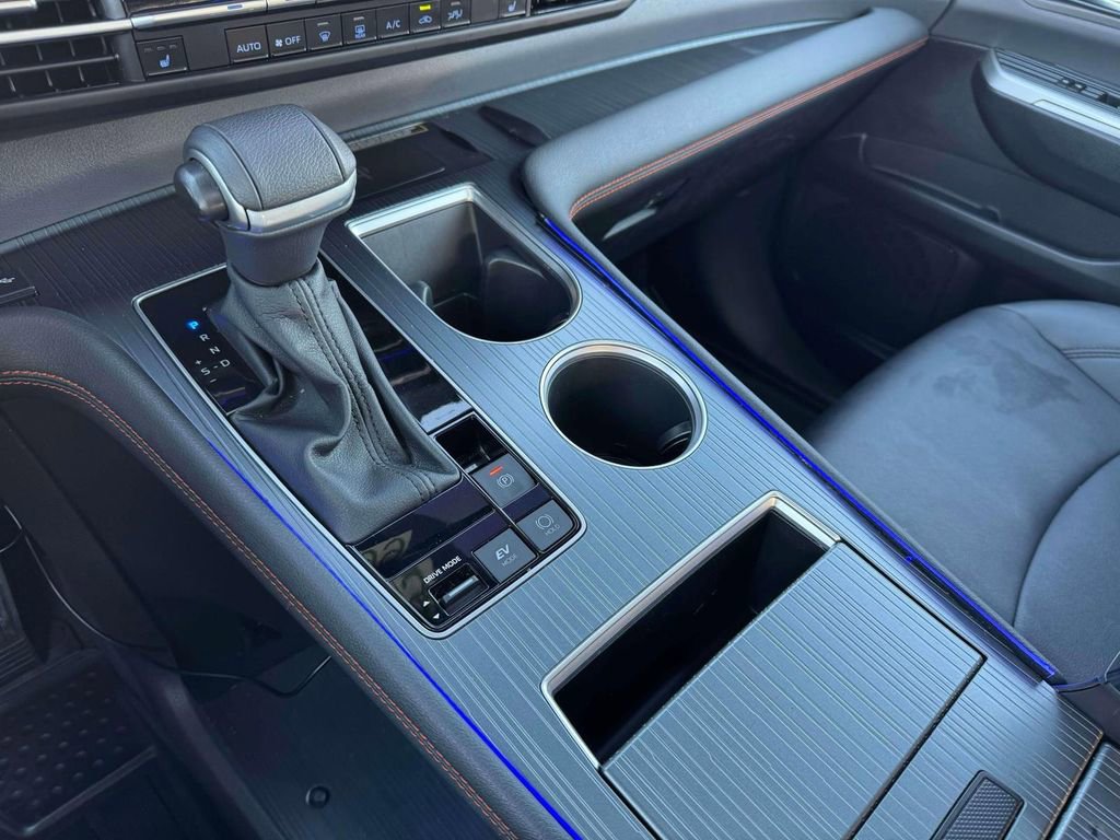 Used 2024 Toyota Sienna XSE w/ XSE Plus Package image 33