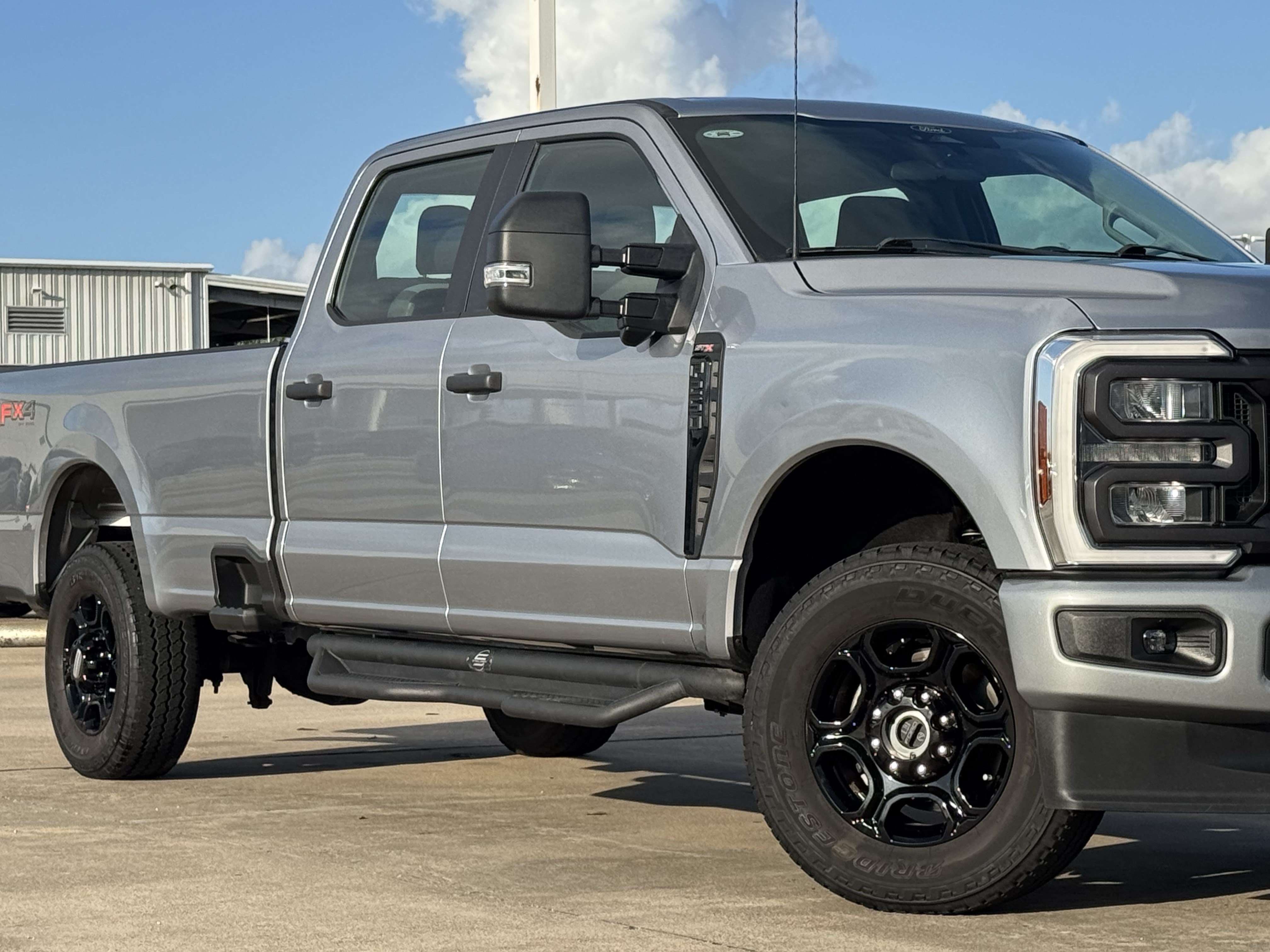 Used 2024 Ford F250 XL w/ STX Appearance Package AWD/4WD image 3