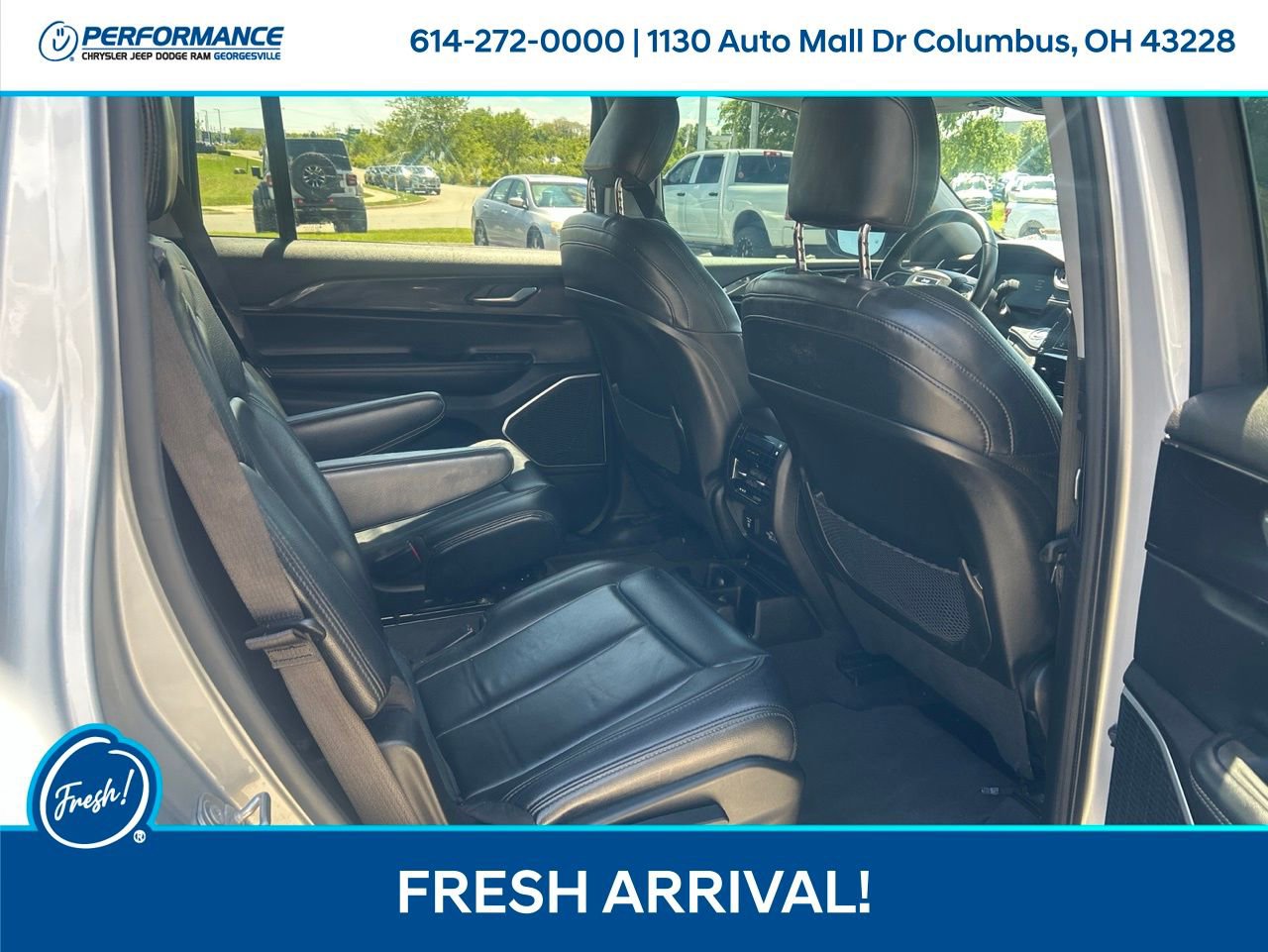 Used 2021 Jeep Grand Cherokee L Laredo w/ Luxury Tech Group I AWD/4WD image 15
