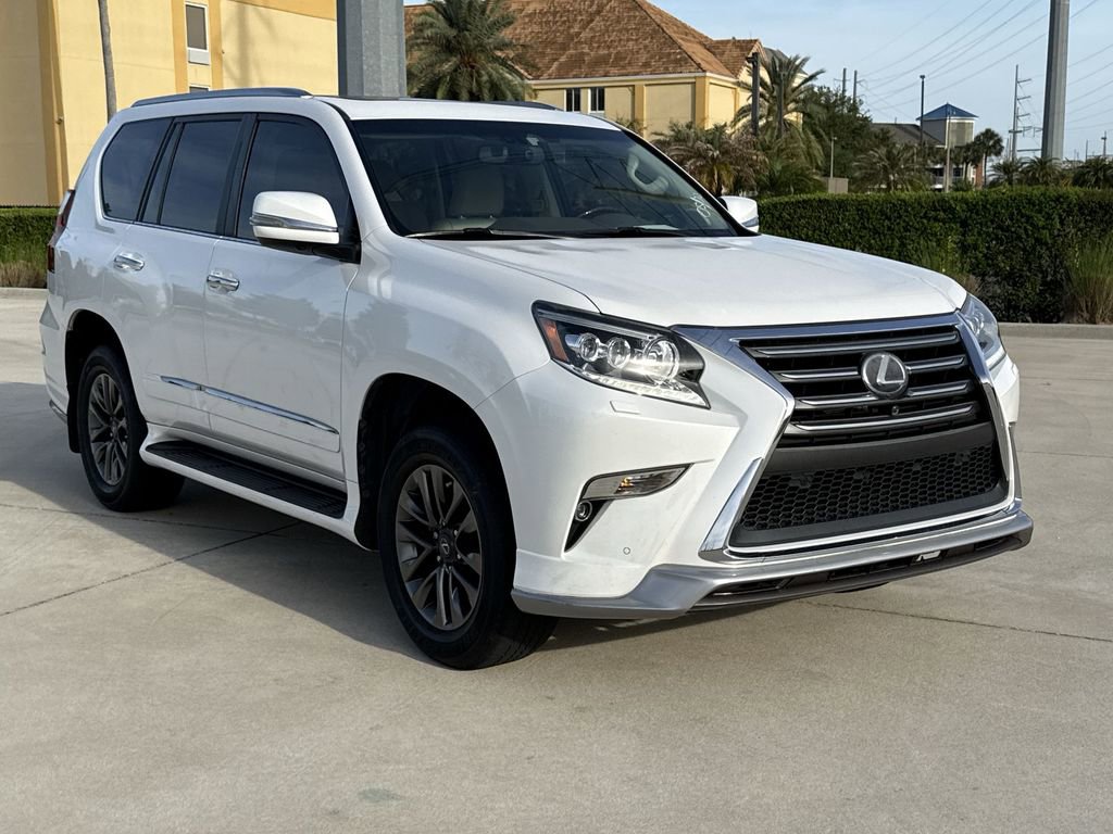 Used 2017 Lexus GX 460 Luxury AWD/4WD image 12