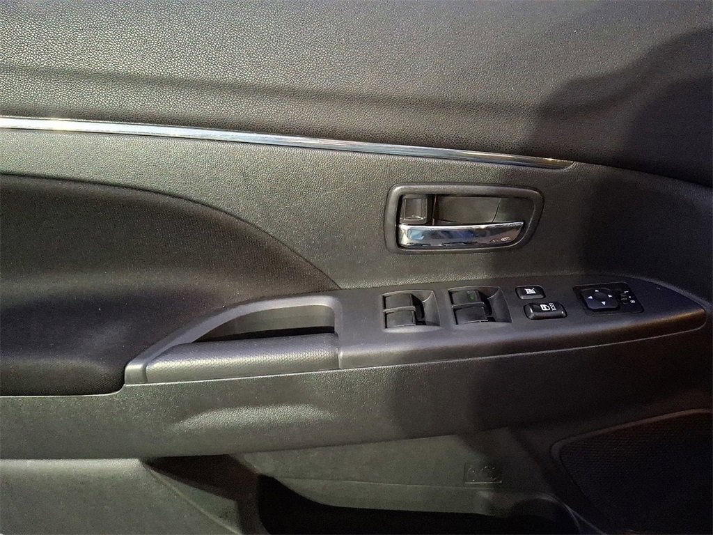 Used 2021 Mitsubishi Outlander Sport ES image 21