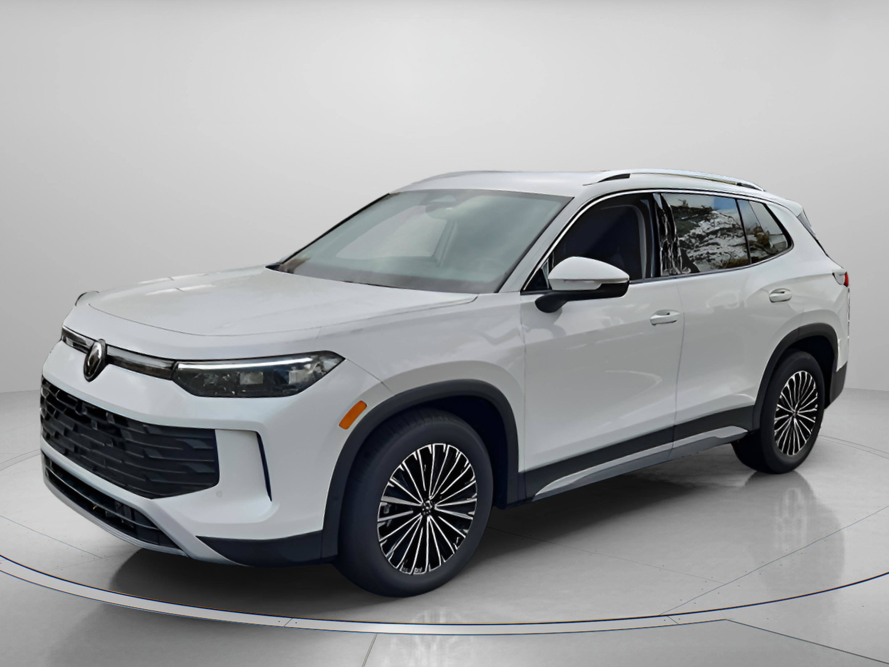 New 2026 Volkswagen Tiguan S image 2