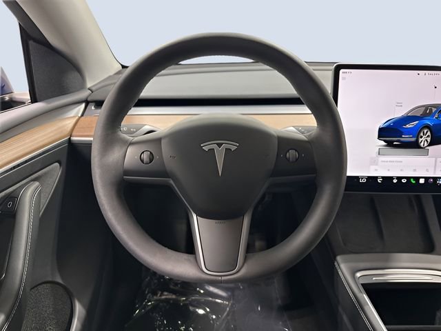 Used 2023 Tesla Model Y Long Range AWD/4WD image 16